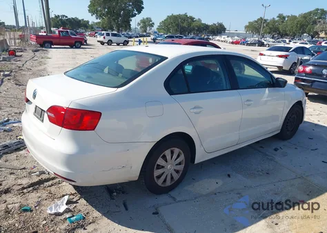 2014 Volkswagen Jetta 2.0L S from USA, damaged, VIN 3VW2K7AJ6EM235667